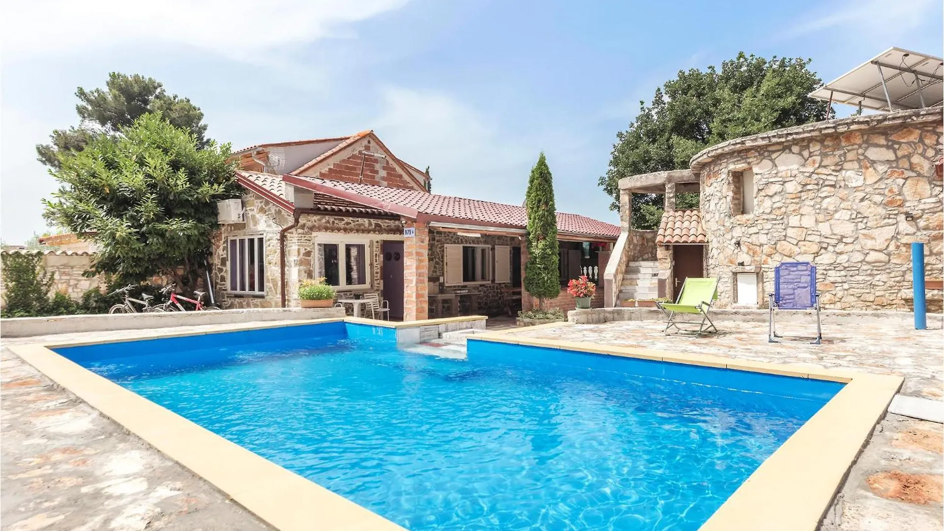 Lovely Home In Peroj With Wifi Holiday home