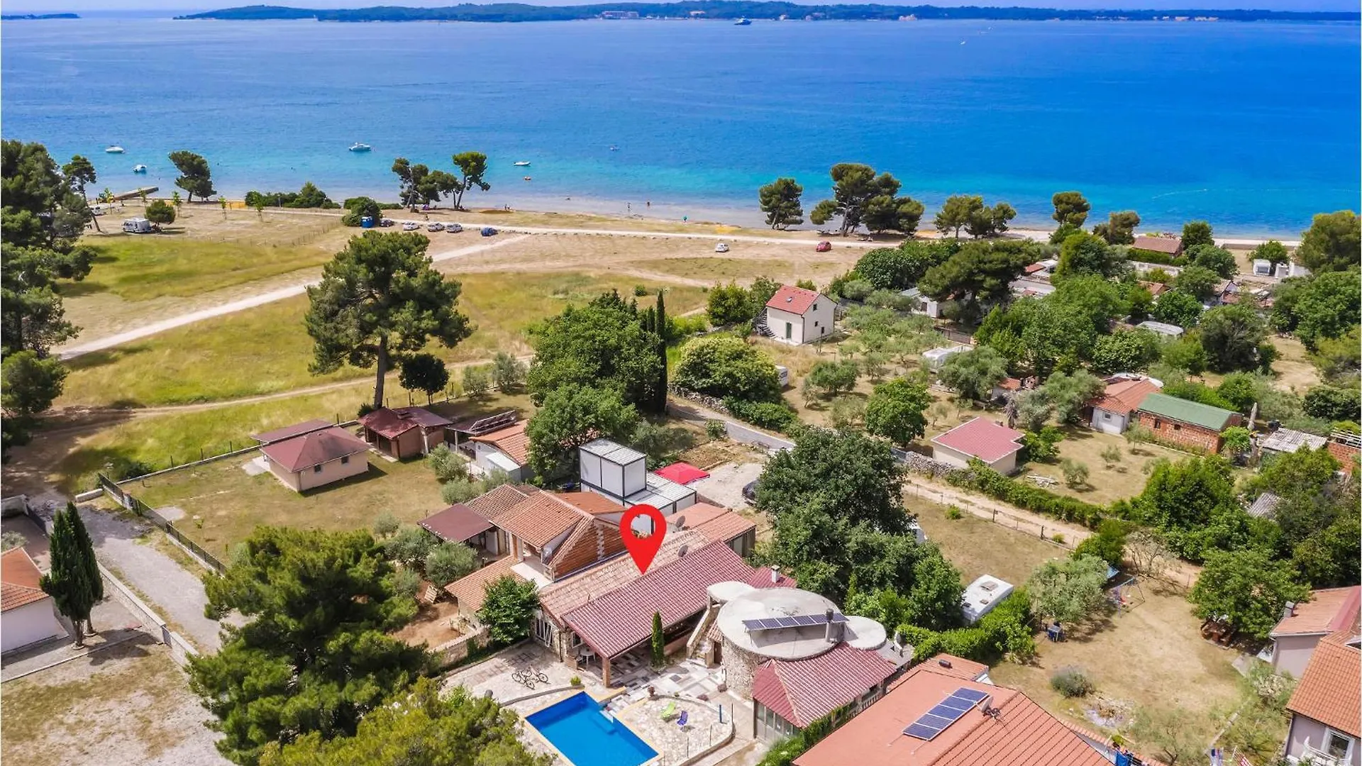 Lovely Home In Peroj With Wifi